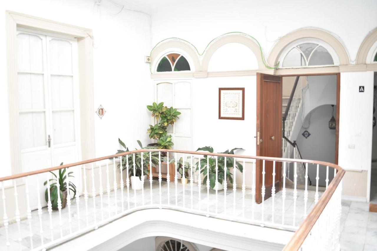 Apartamentos Veedor Cádiz Esterno foto
